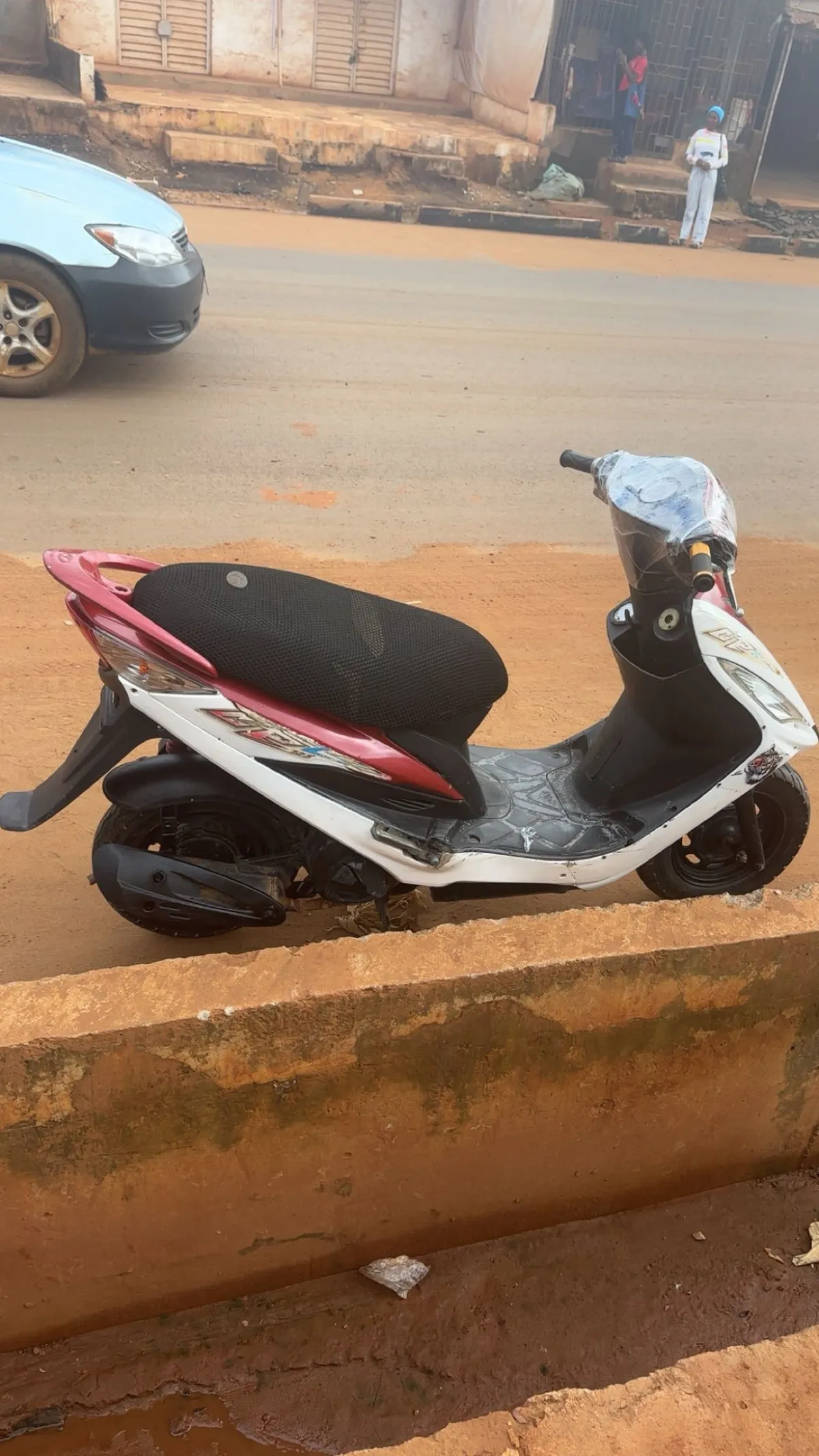 Used kymco scooter clean &amp; ready to ride! - Image 4