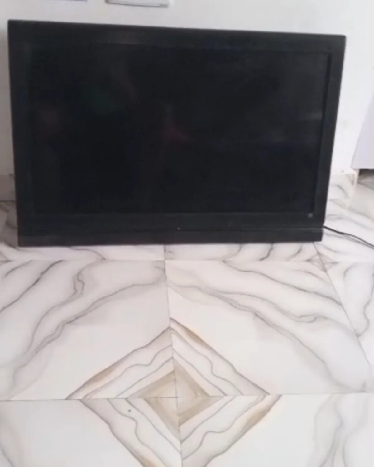Plasma TV, 32inch - Image 4