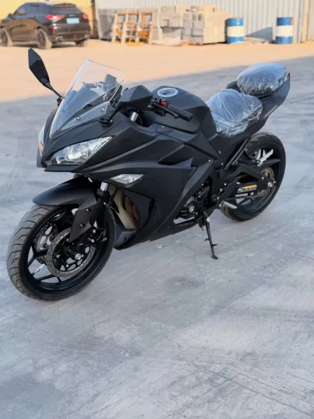 Kawasaki Ninja power bike 400Cc