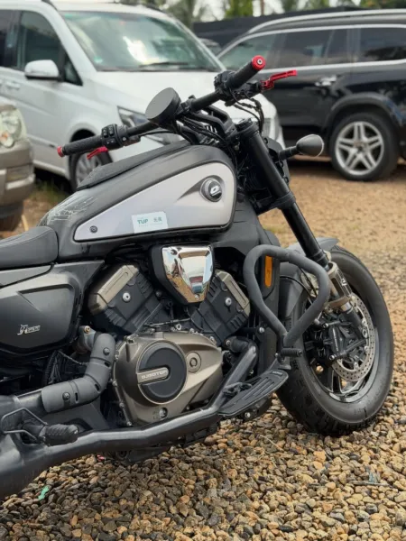 Qj moto bike 600CC