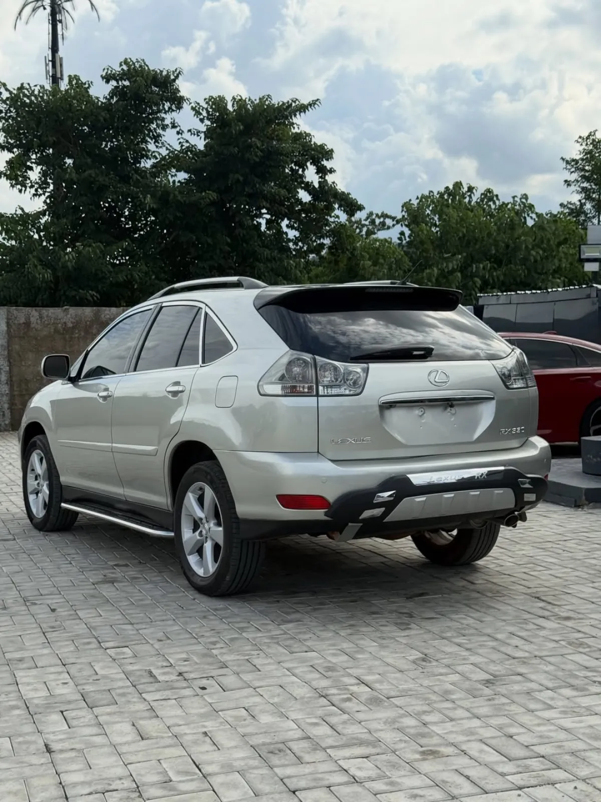 2008 Lexus RX 330 model - Image 2