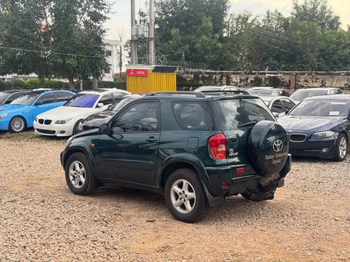 2004 Toyota RAV4 model - Image 2