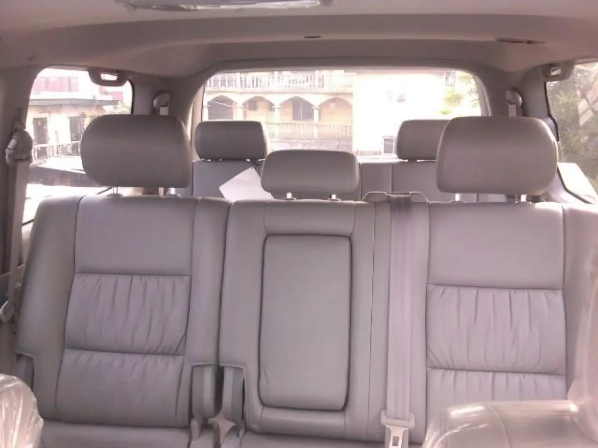 Tokunbo Toyota Landcruiser - Image 5