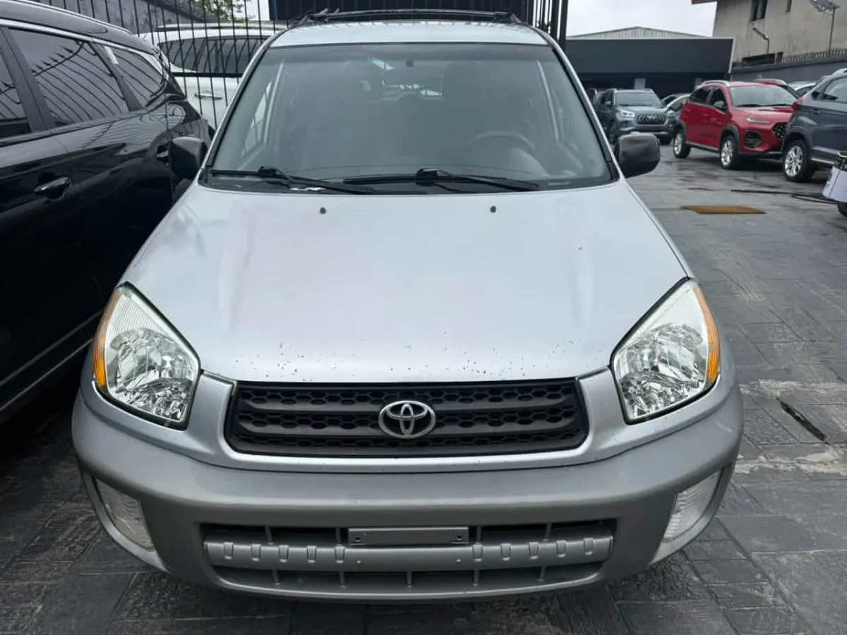 2003 Toyota Rav4 model - Image 6