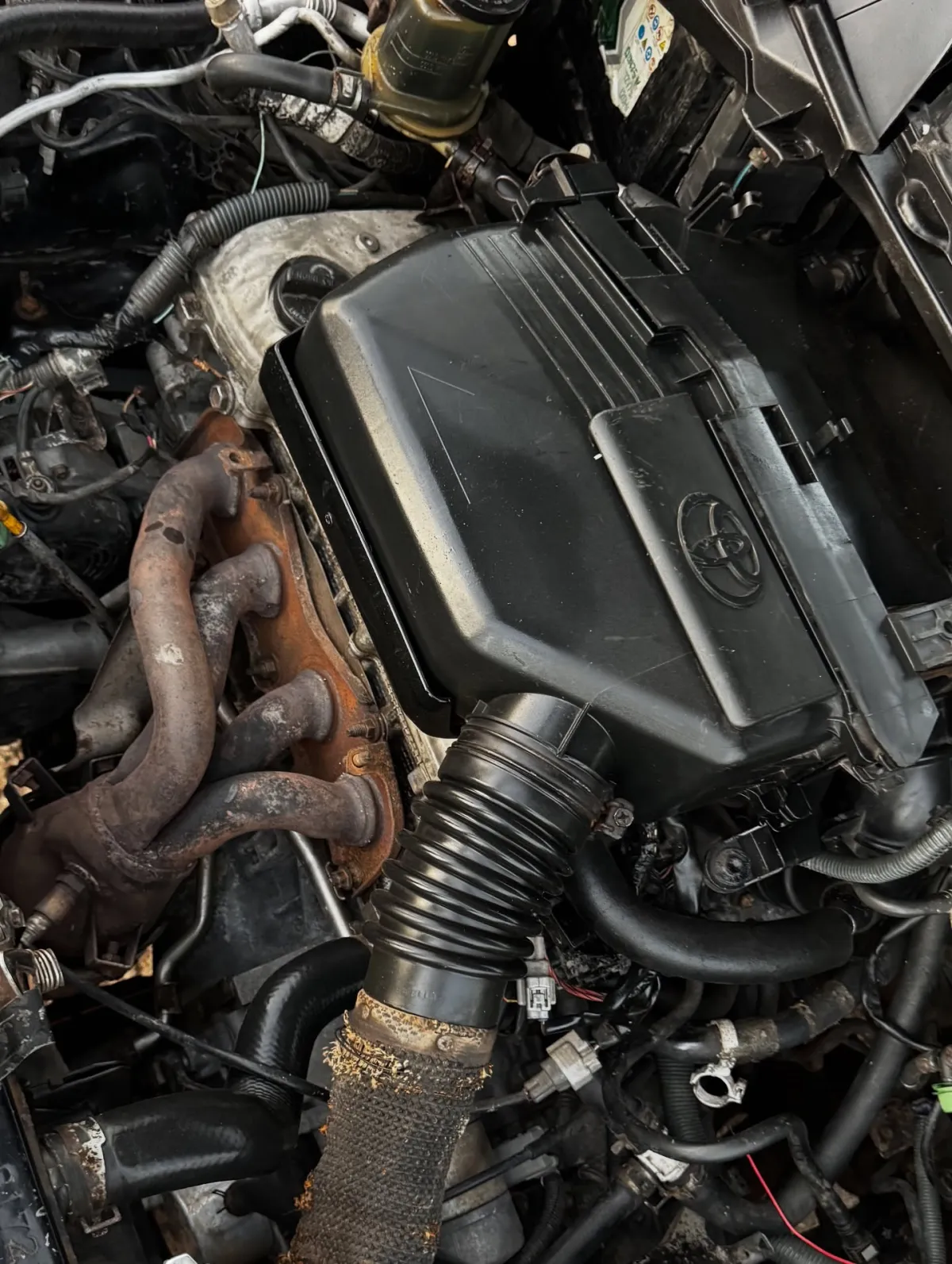 2005 Toyota RAV4 model - Image 9