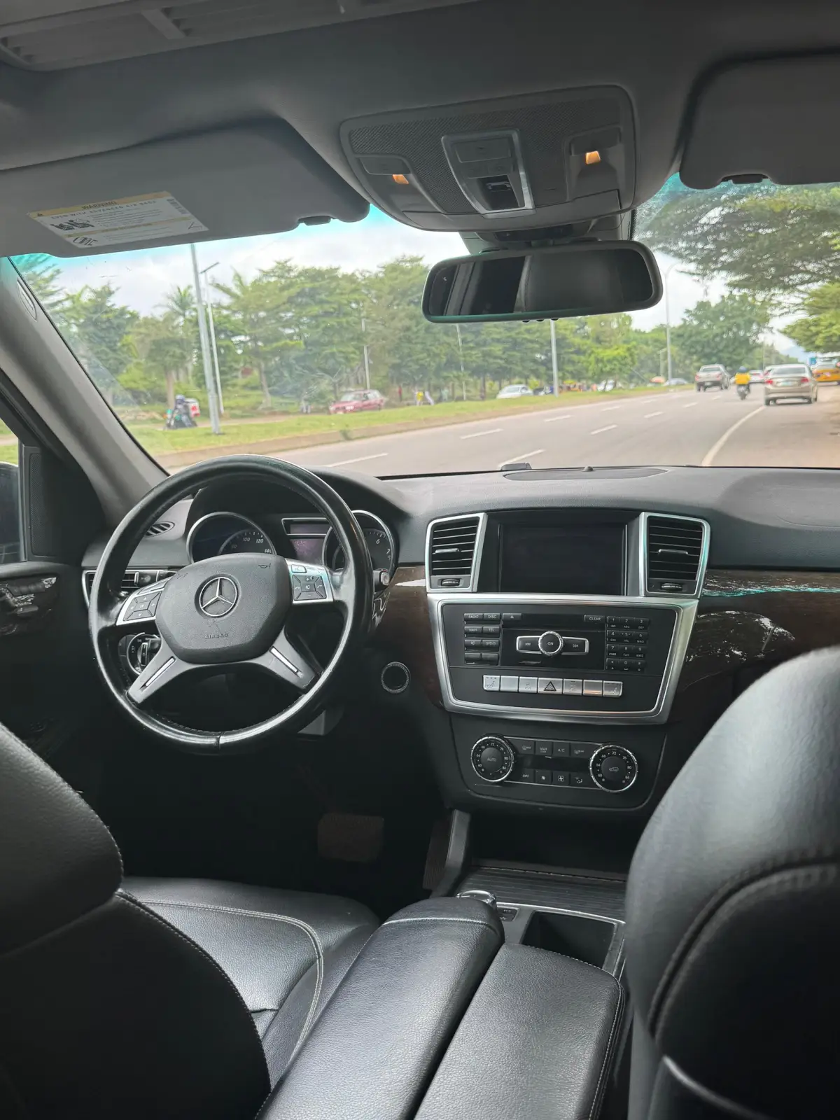 2012 ML350 - Image 5