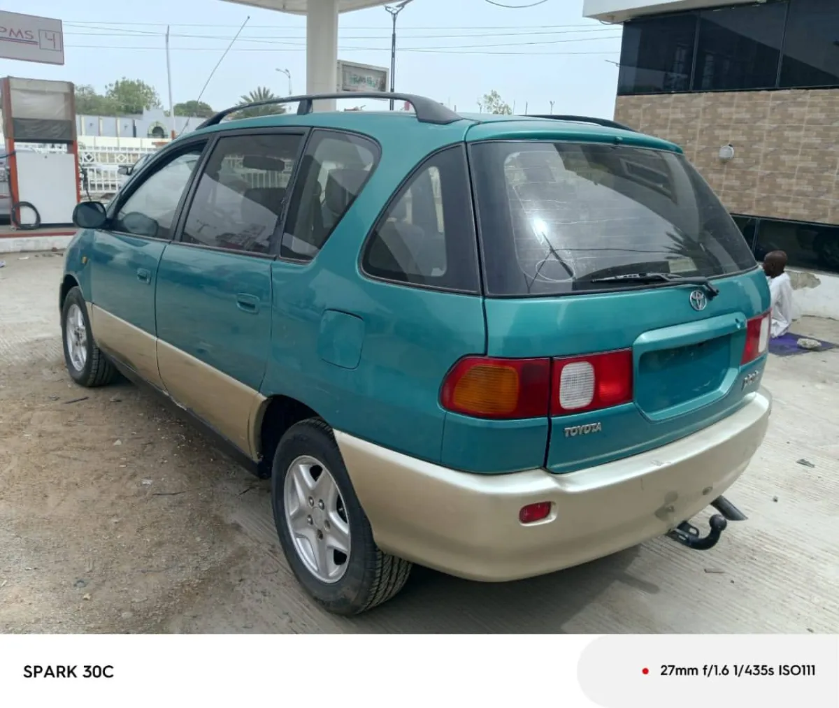 1999 Toyota Picnic model - Image 9