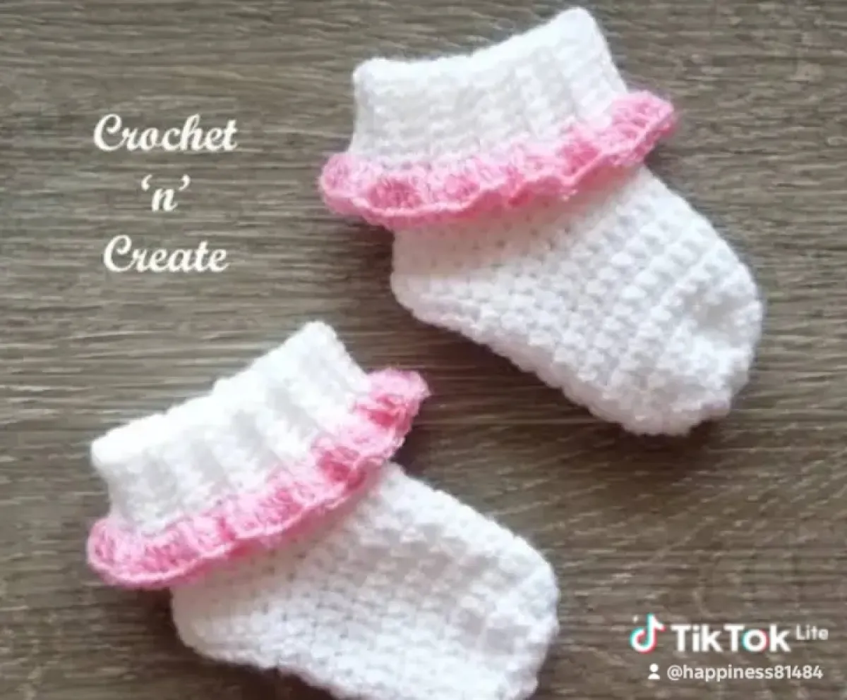 Baby clothing - Image 1