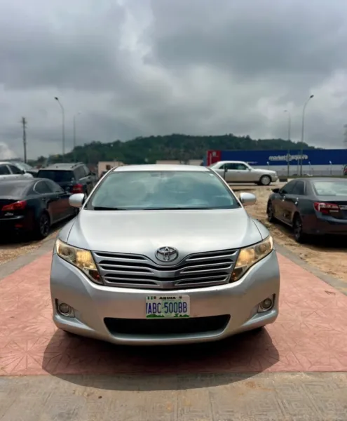 Sharp used toyota venza 2010