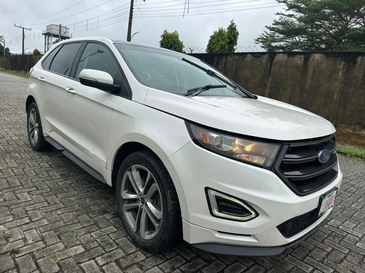 Foreign Used 2016 Ford Edge Sport ECOBOOST AWD Full Option - Image 8