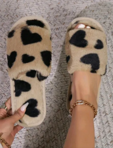 Women Heart Print Fuzzy, Lightweight, Soft Fluffy Sole Slippers