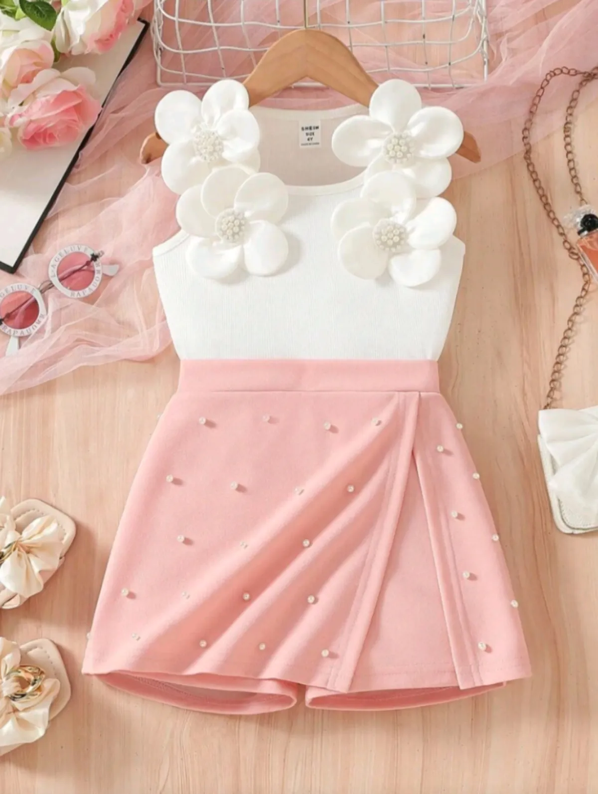 Kids 2pcs/Set Young Girls White Floral Beaded Top With Elastic Waist Shorts - Image 7