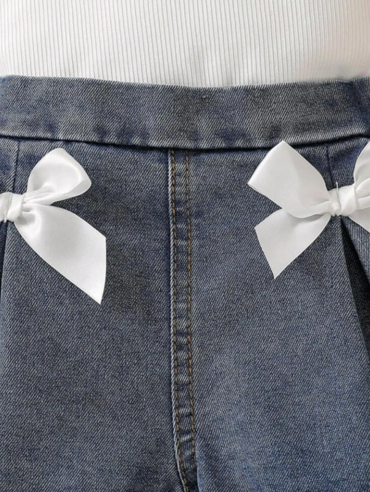 Kids 2pcs/Set Young Girls Fashion Flower And Elastic Waist Shorts Outfit - Image 4