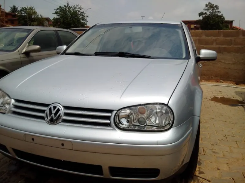 Clean Volkswagen Golf for sale