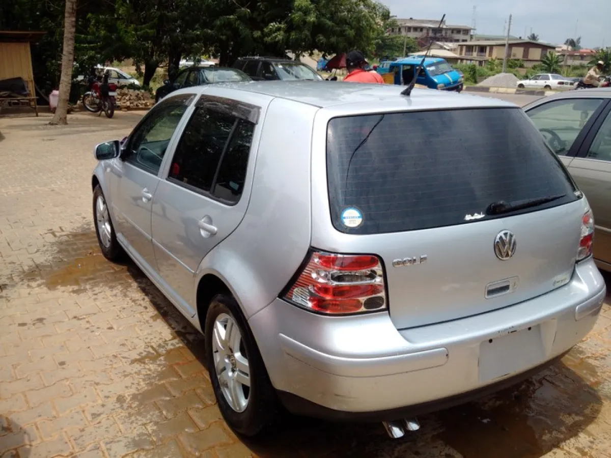 Clean Volkswagen Golf for sale - Image 2