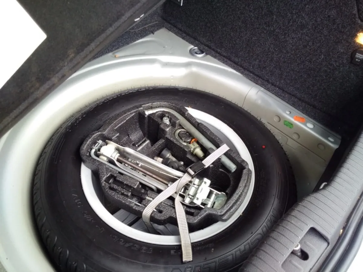 Clean Volkswagen Golf for sale - Image 5