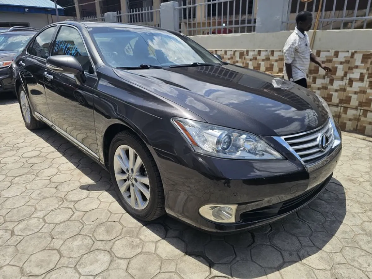 Clean Lexus Es350 for sale - Image 1