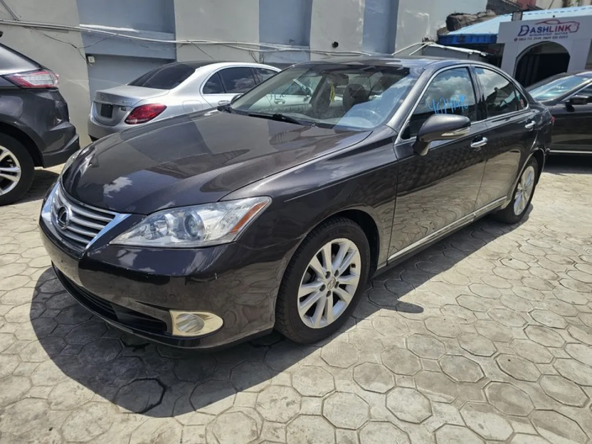 Clean Lexus Es350 for sale - Image 7