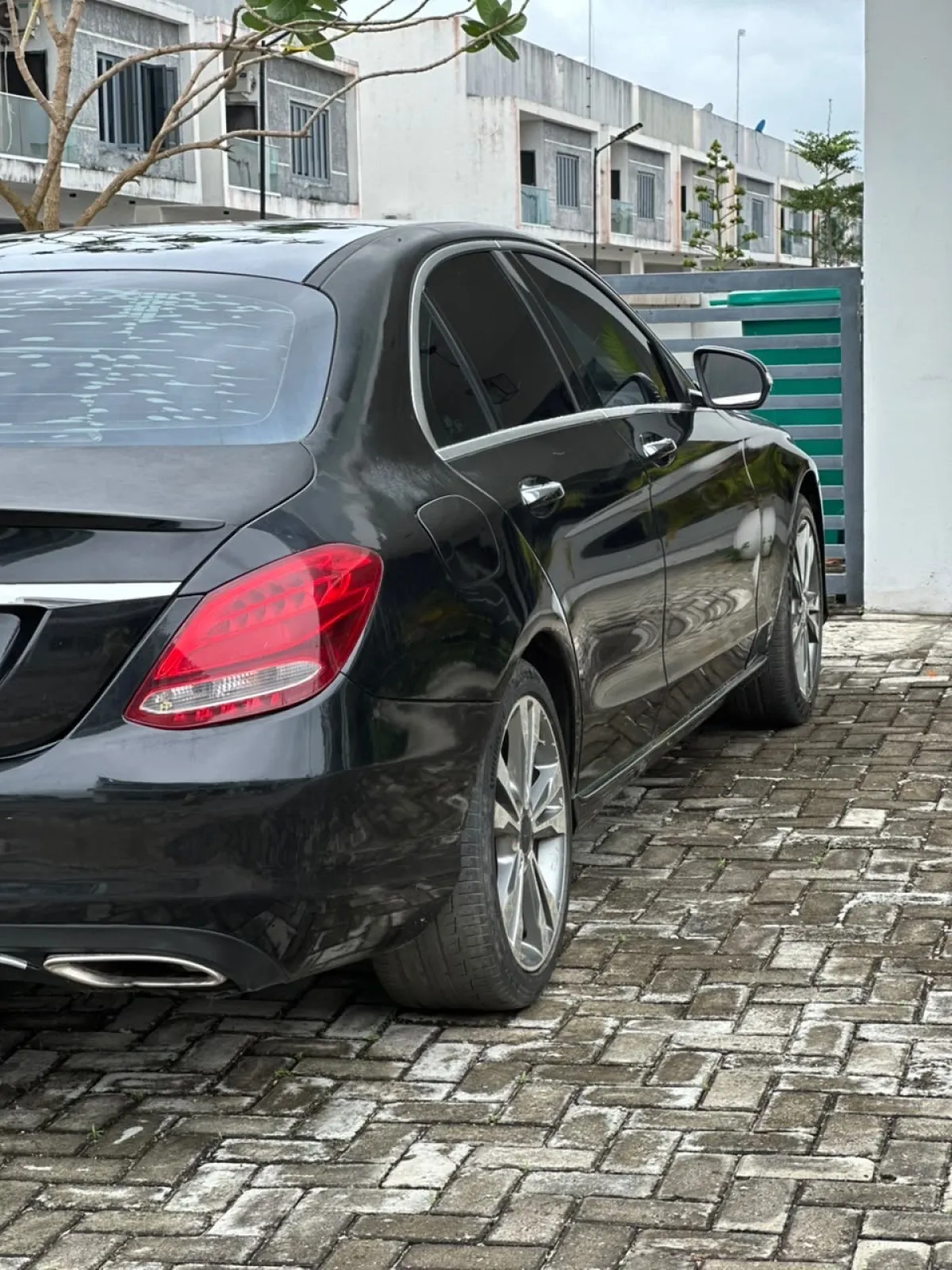 Belgium Grade 2015 MB C300 Fullest Option - Image 9