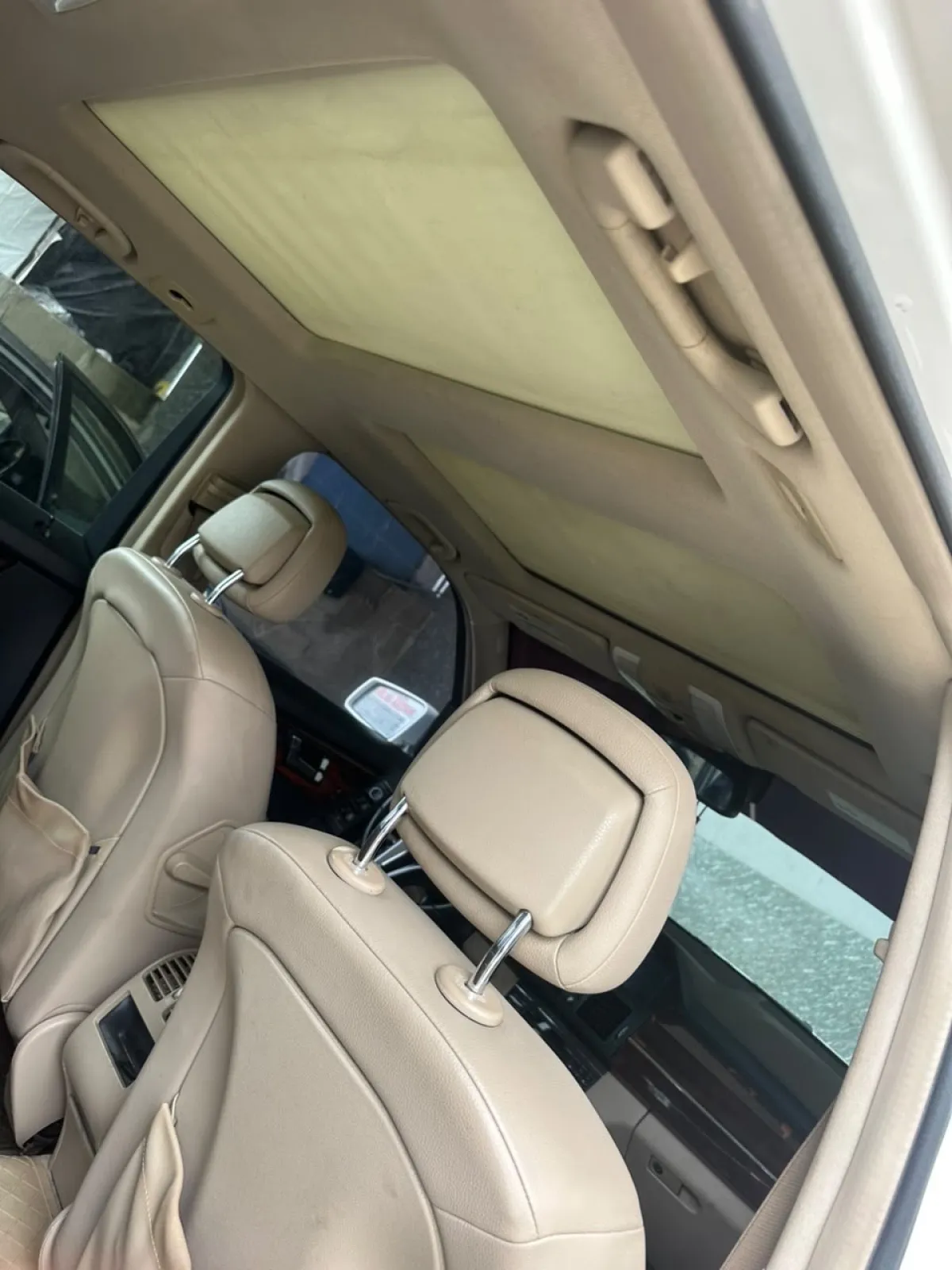 Clean Registered 2010 MB GLK350 4MATIC Full Option - Image 6