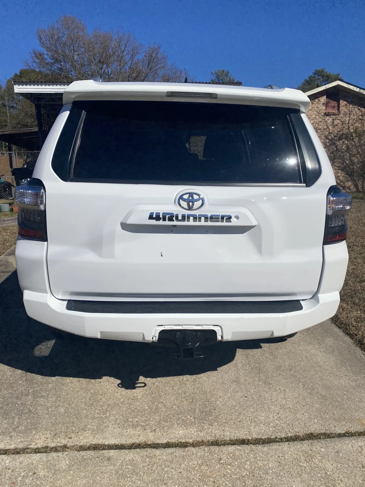 2018 Toyota 4Runner SR5 - Image 2