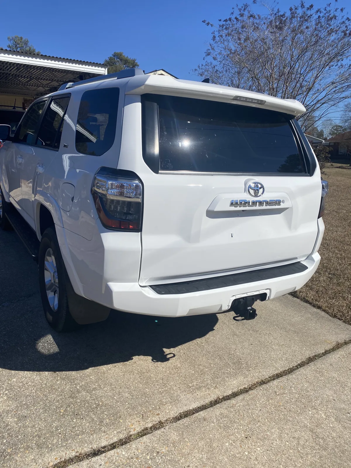 2018 Toyota 4Runner SR5 - Image 4