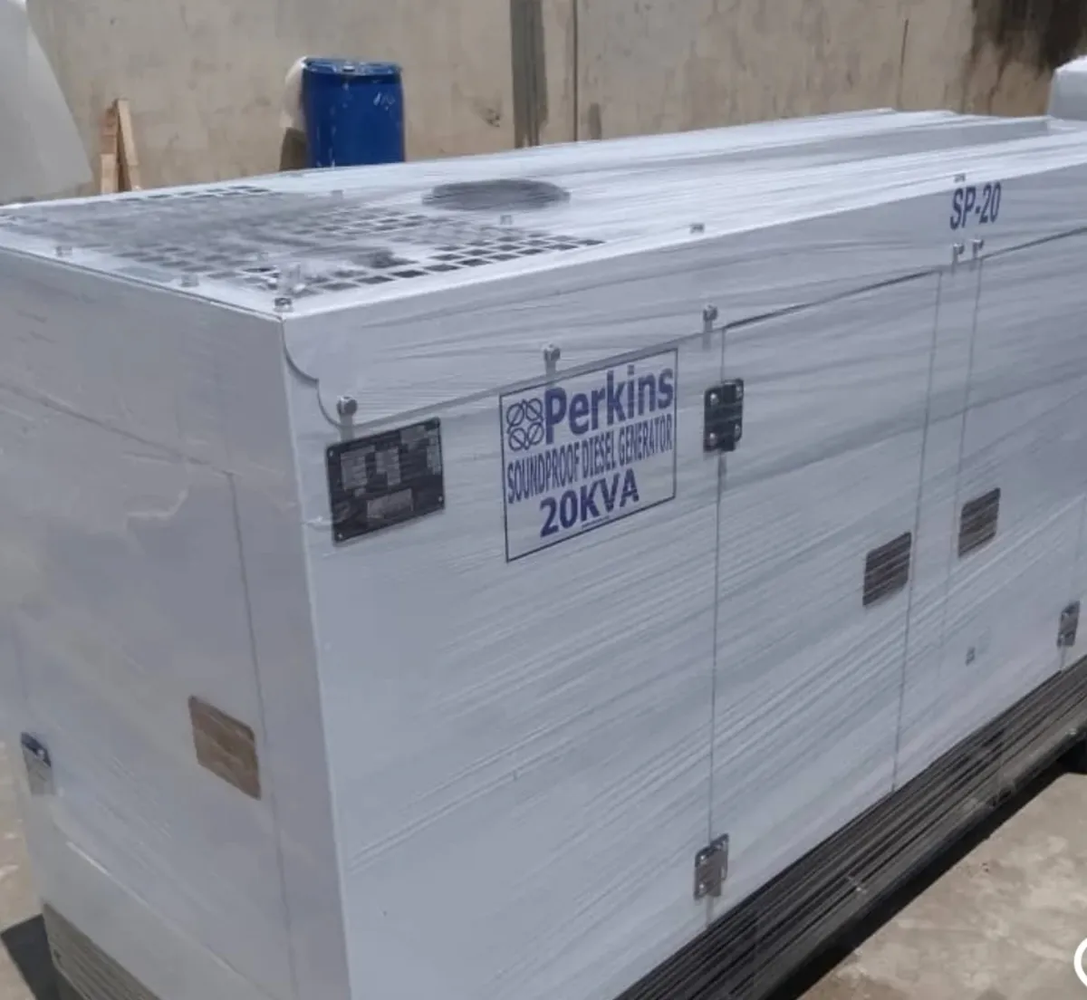 let's deal on 80kva perkins soundproof generator - Image 3