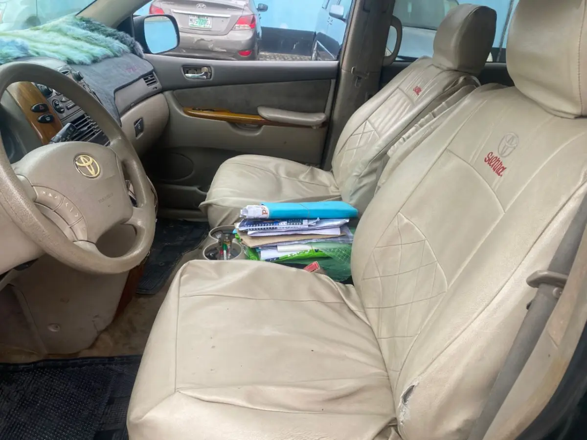 Toyota Venza 09 - Image 4