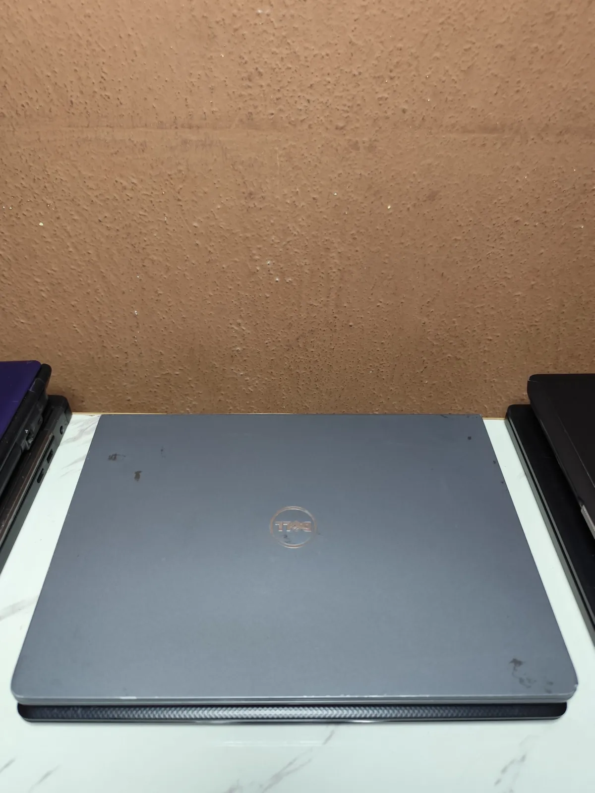 dell Vostro - Image 1