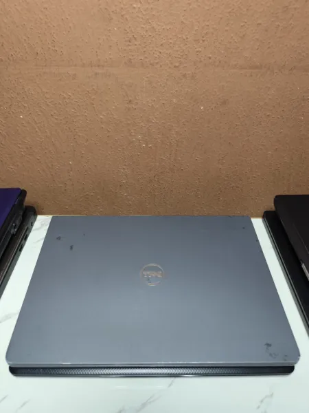 dell Vostro