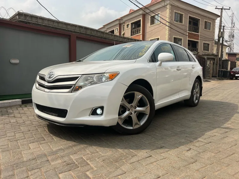 Model2010 toyota venza