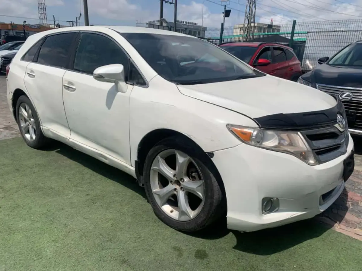 Toyota Venza 09 - Image 7