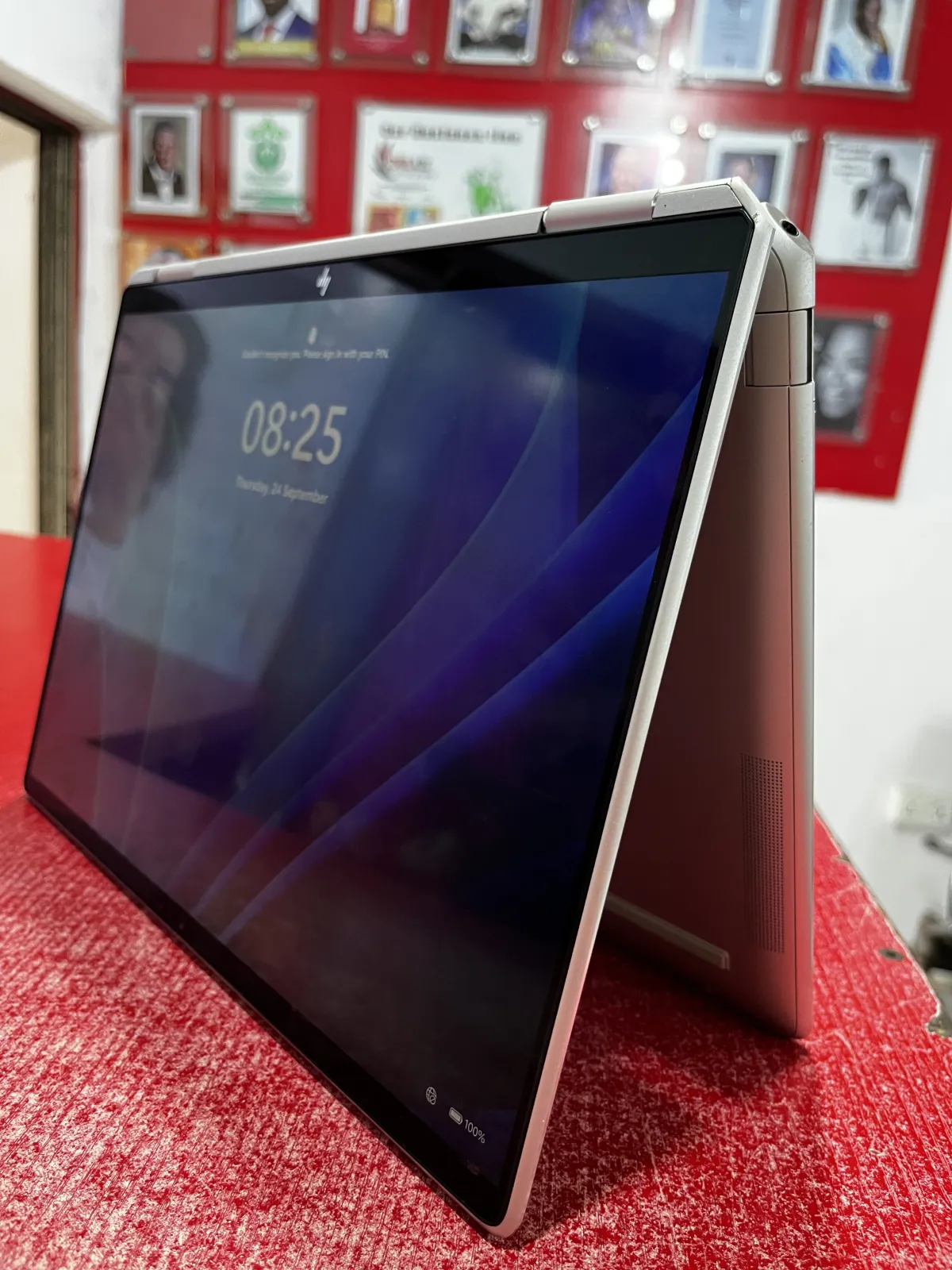 Hp Spectre 14 x360 Convertible - Image 2