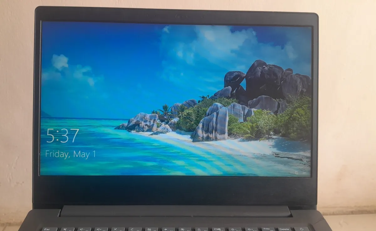 Lenovo V14-ADA Ryzen 3 3250U 8GB RAM 1TB HDD - Image 2