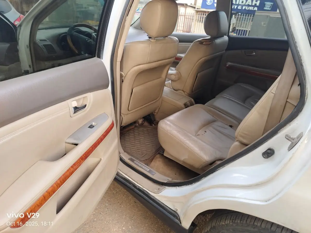 Lexus RX 350......08 - Image 11