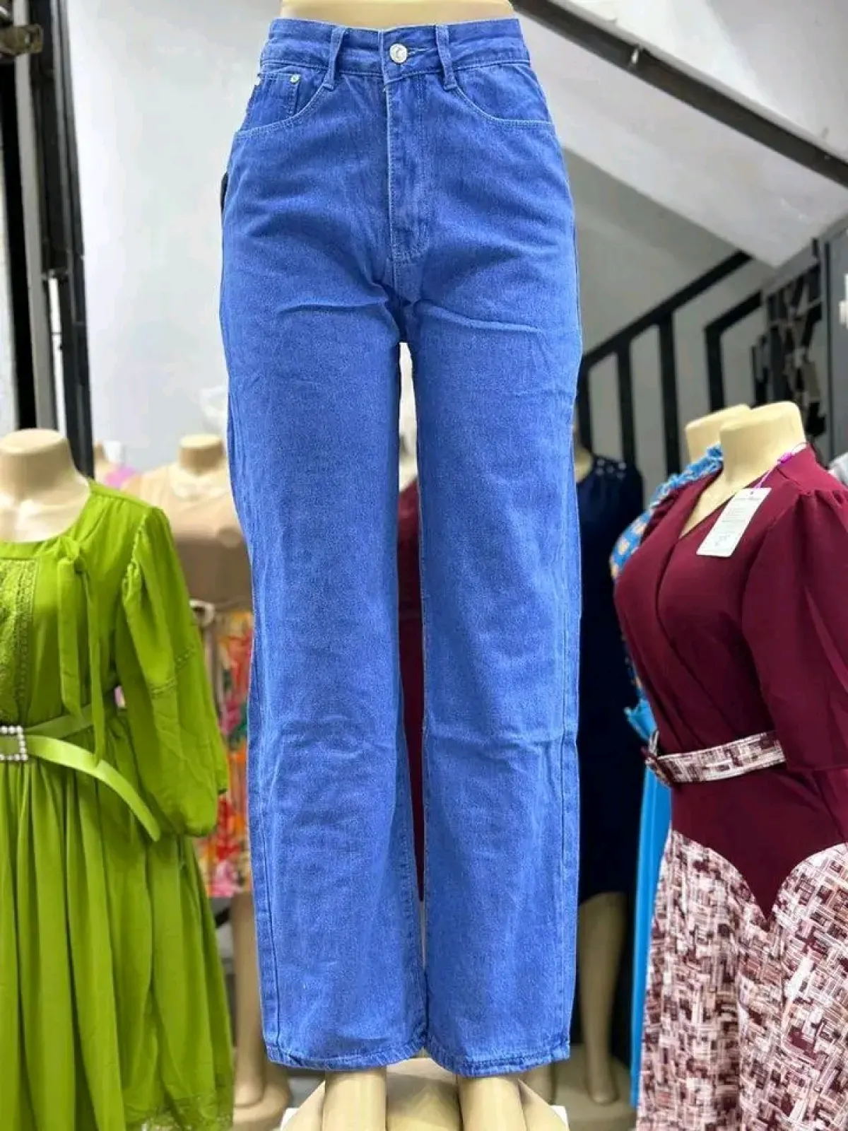 Stock jeans - Image 1