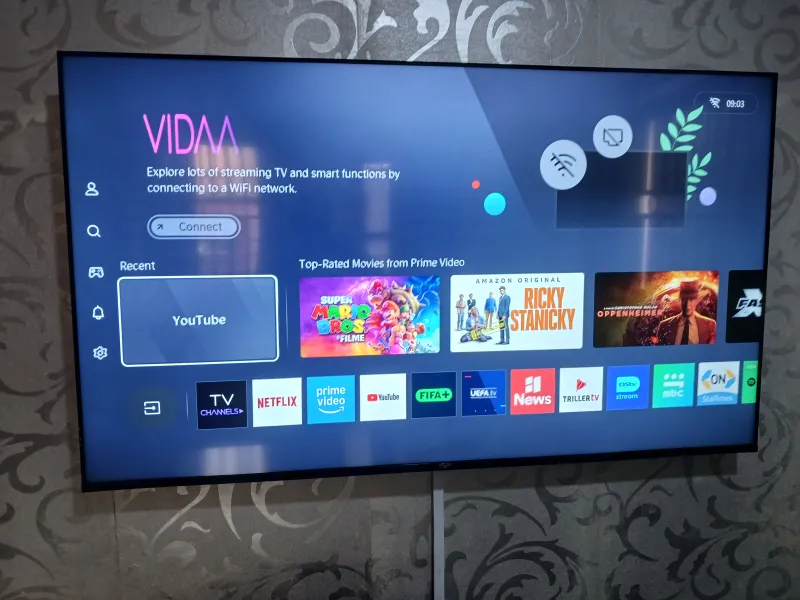 Kenstar 65" 4K uhd smart TV like new