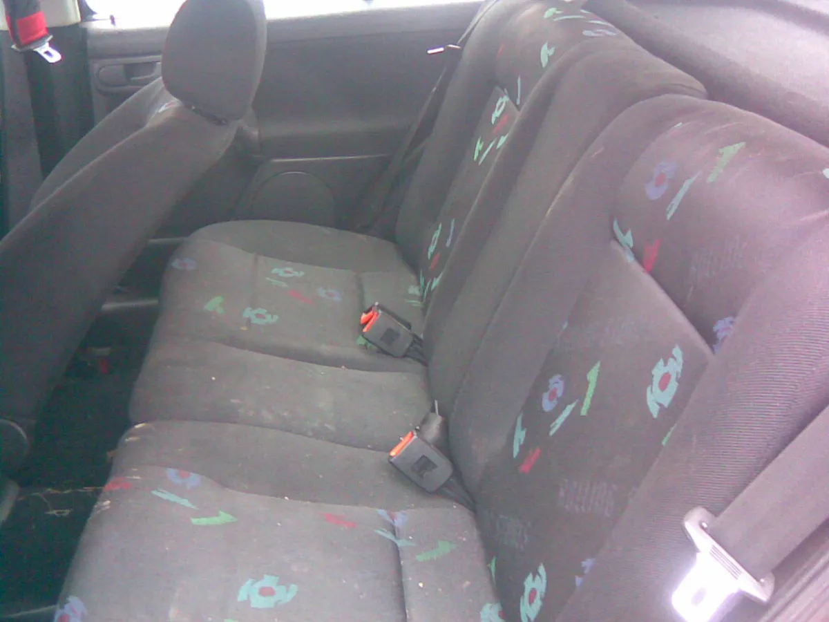 Neatly used Volkswagen Golf3 - Image 5