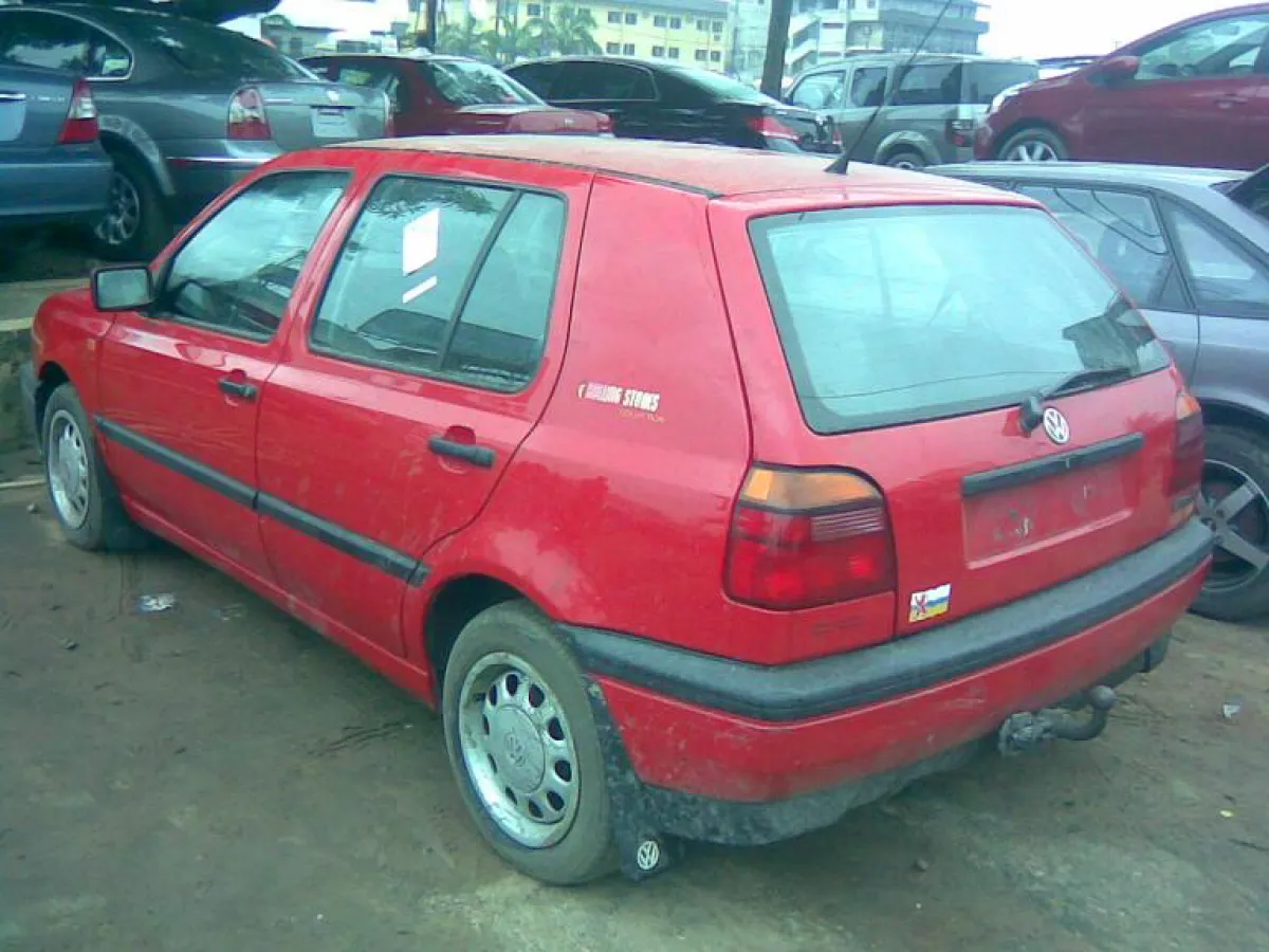 Neatly used Volkswagen Golf3 - Image 10