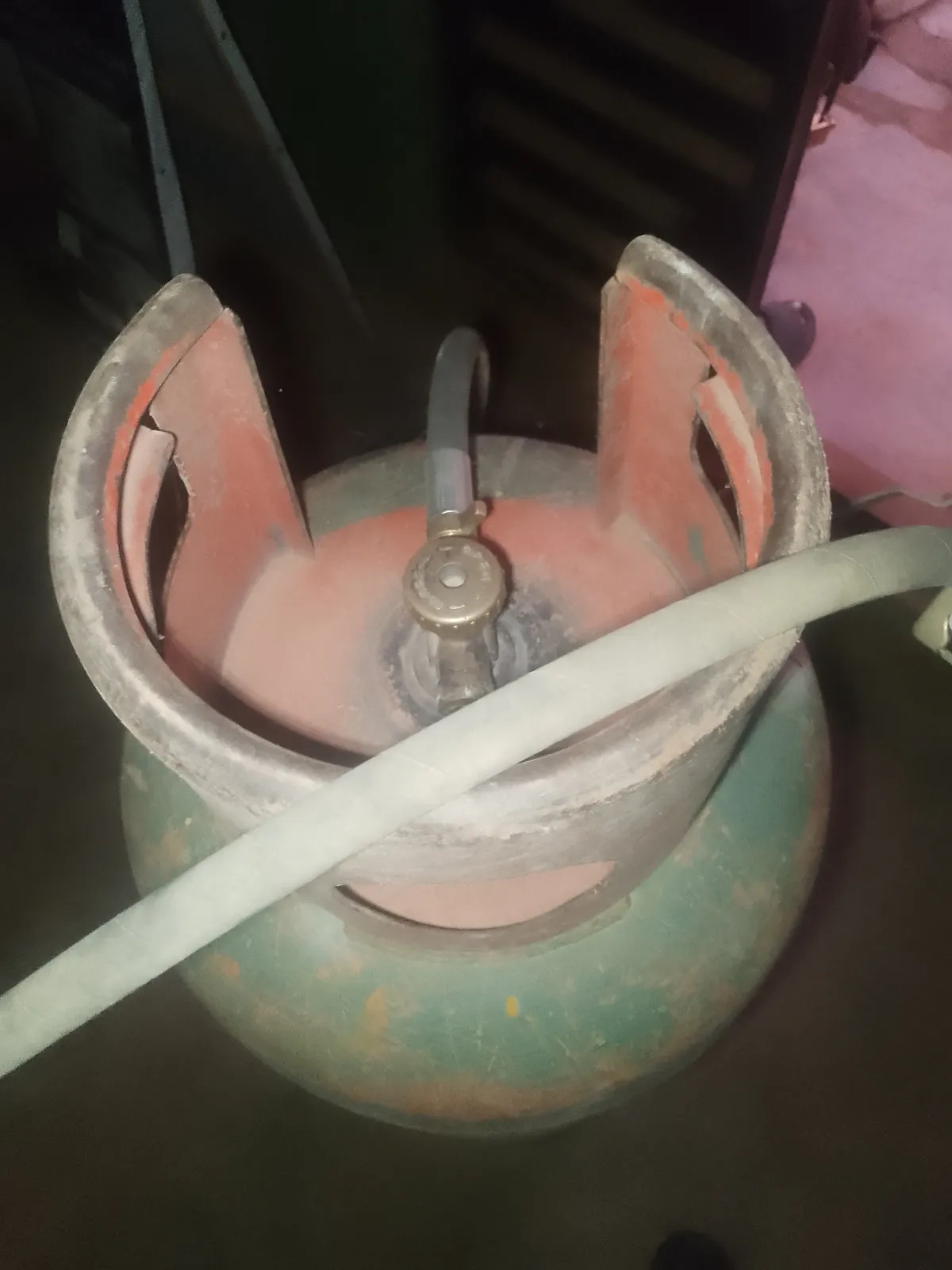 My Cylinder and hose Forsale - Image 1