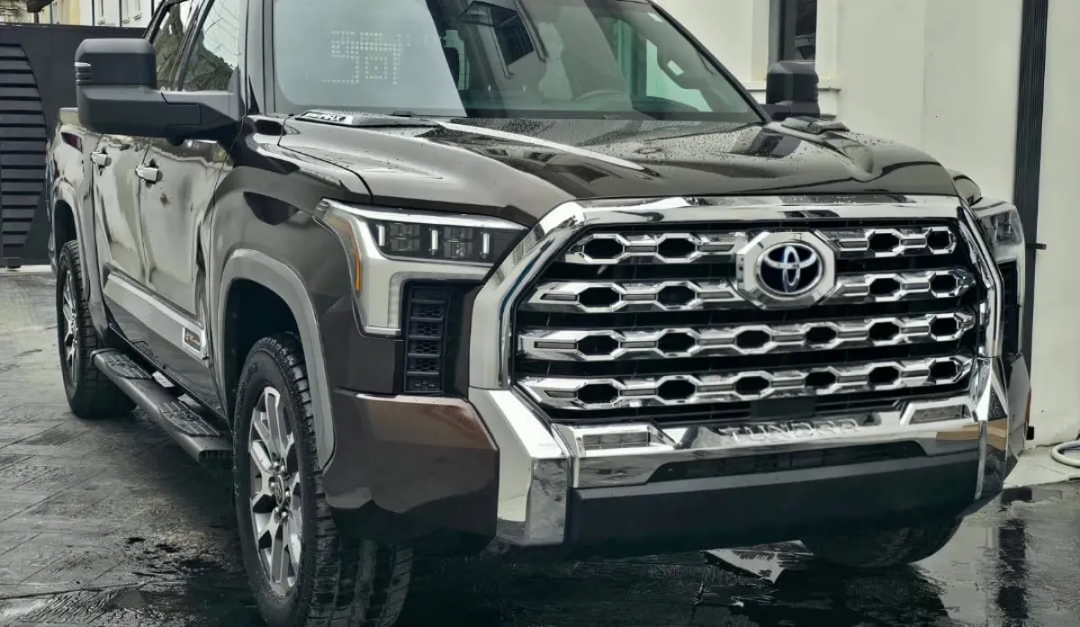 2023 Toyota tundra 1794 edition - Image 3
