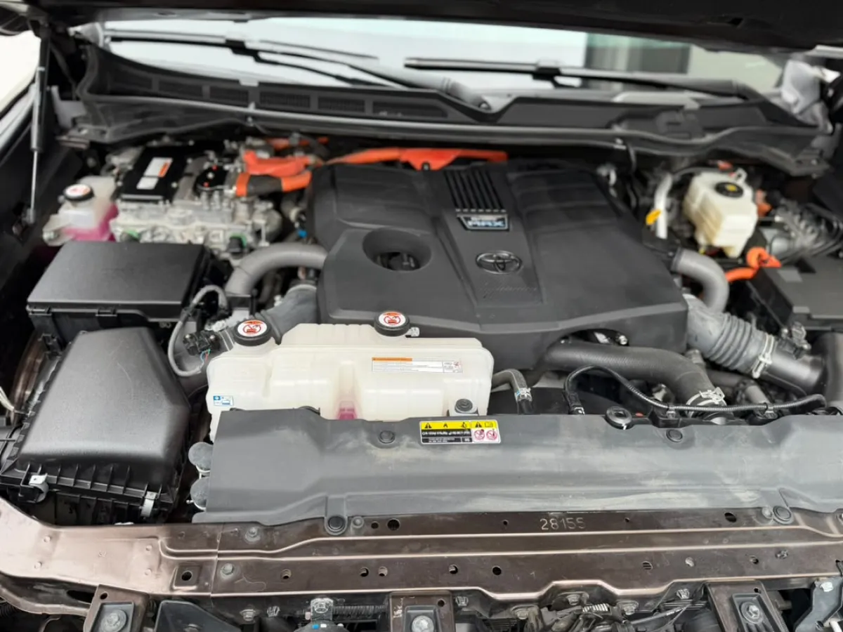 2023 Toyota tundra 1794 edition - Image 7