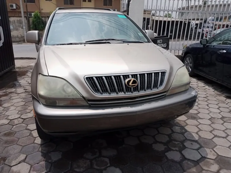 Neatly Lexus RX 300 2003
