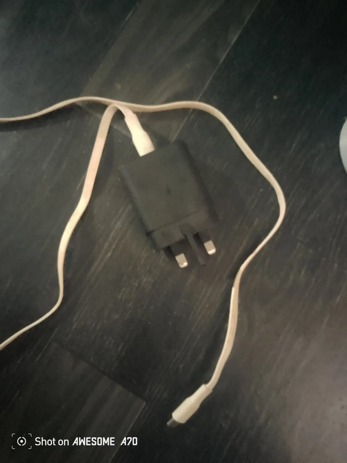 oraimo power bank and charger with cord - Image 6