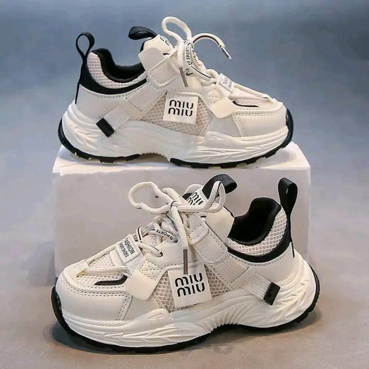 Children shoes - Image 2