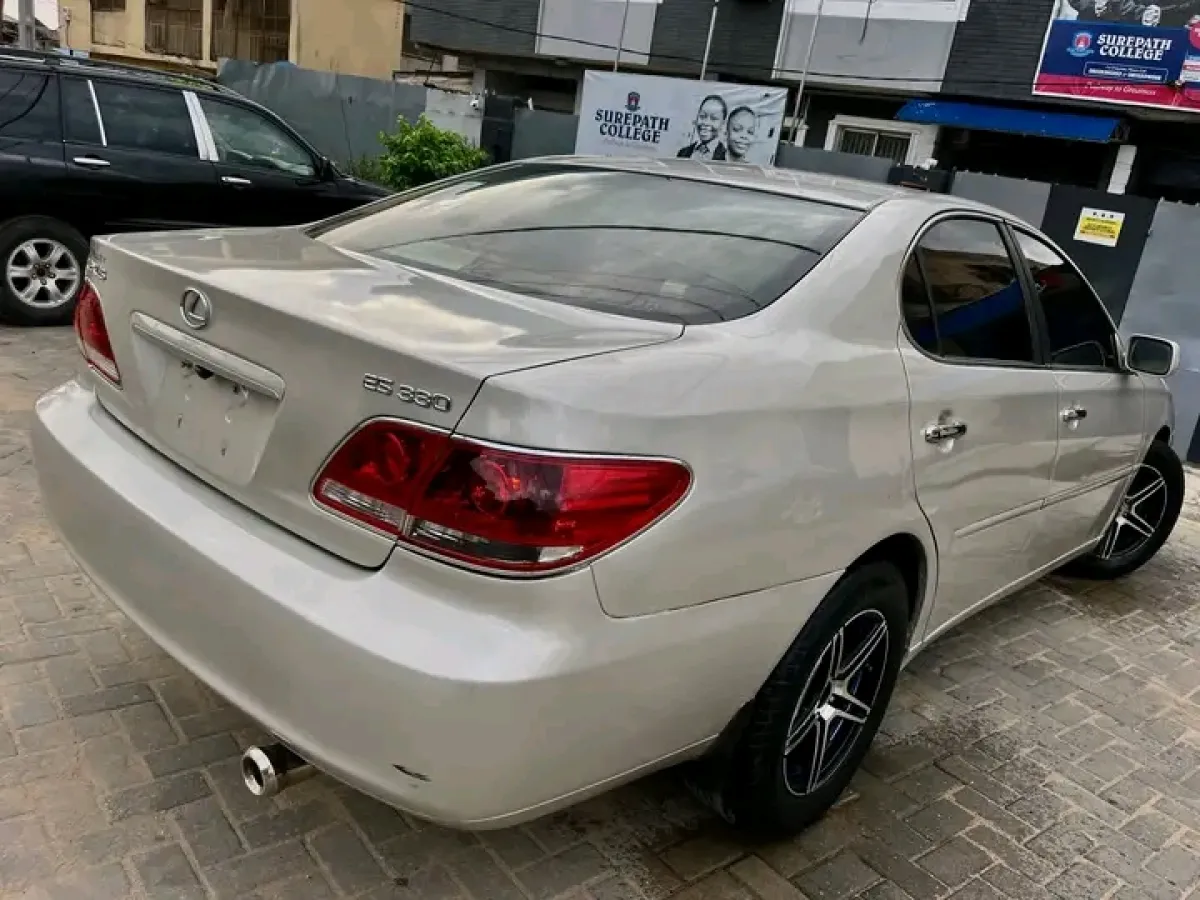 2005 Lexus Es for sale - Image 2