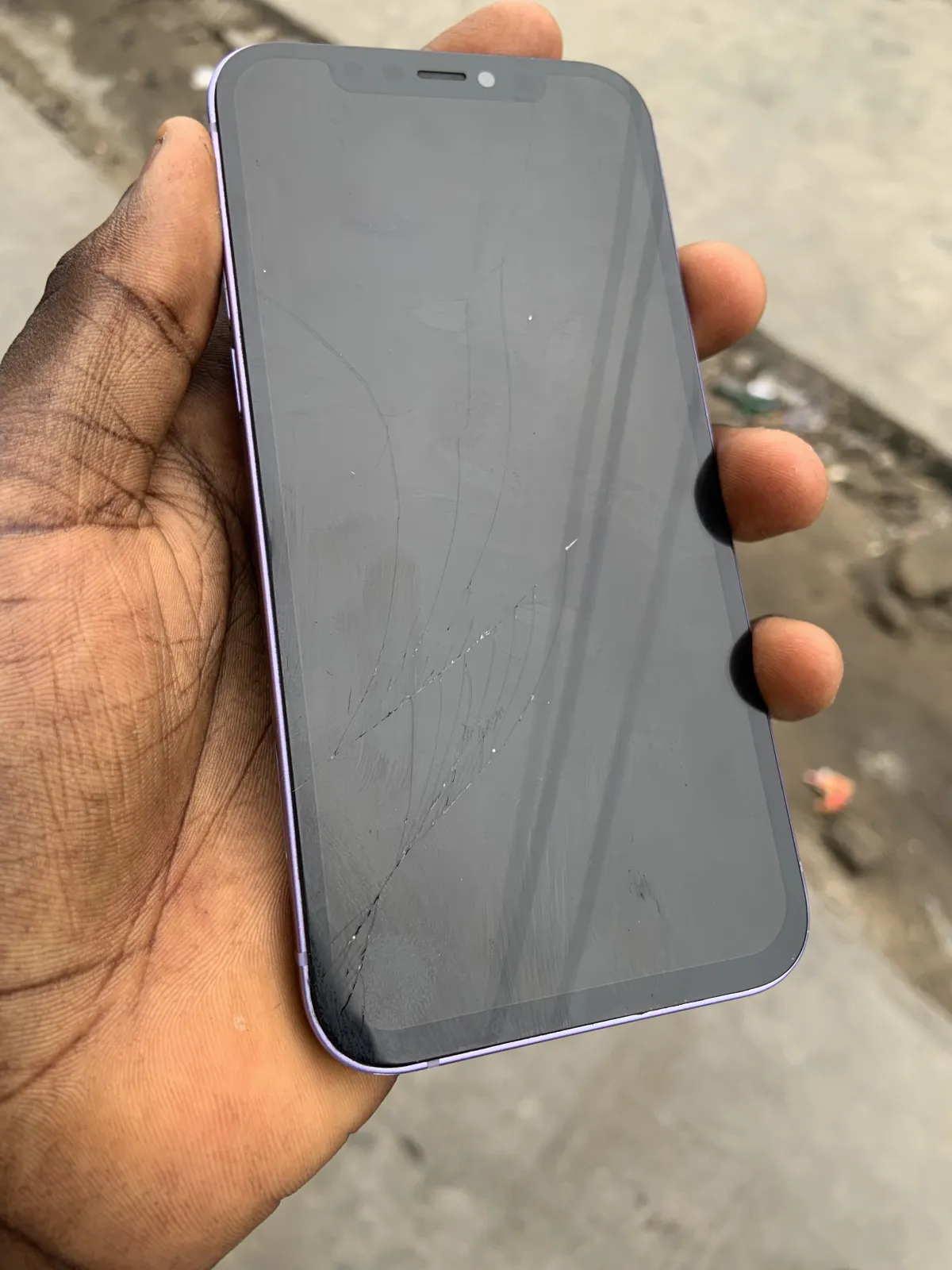 iPhone 12 - Image 2