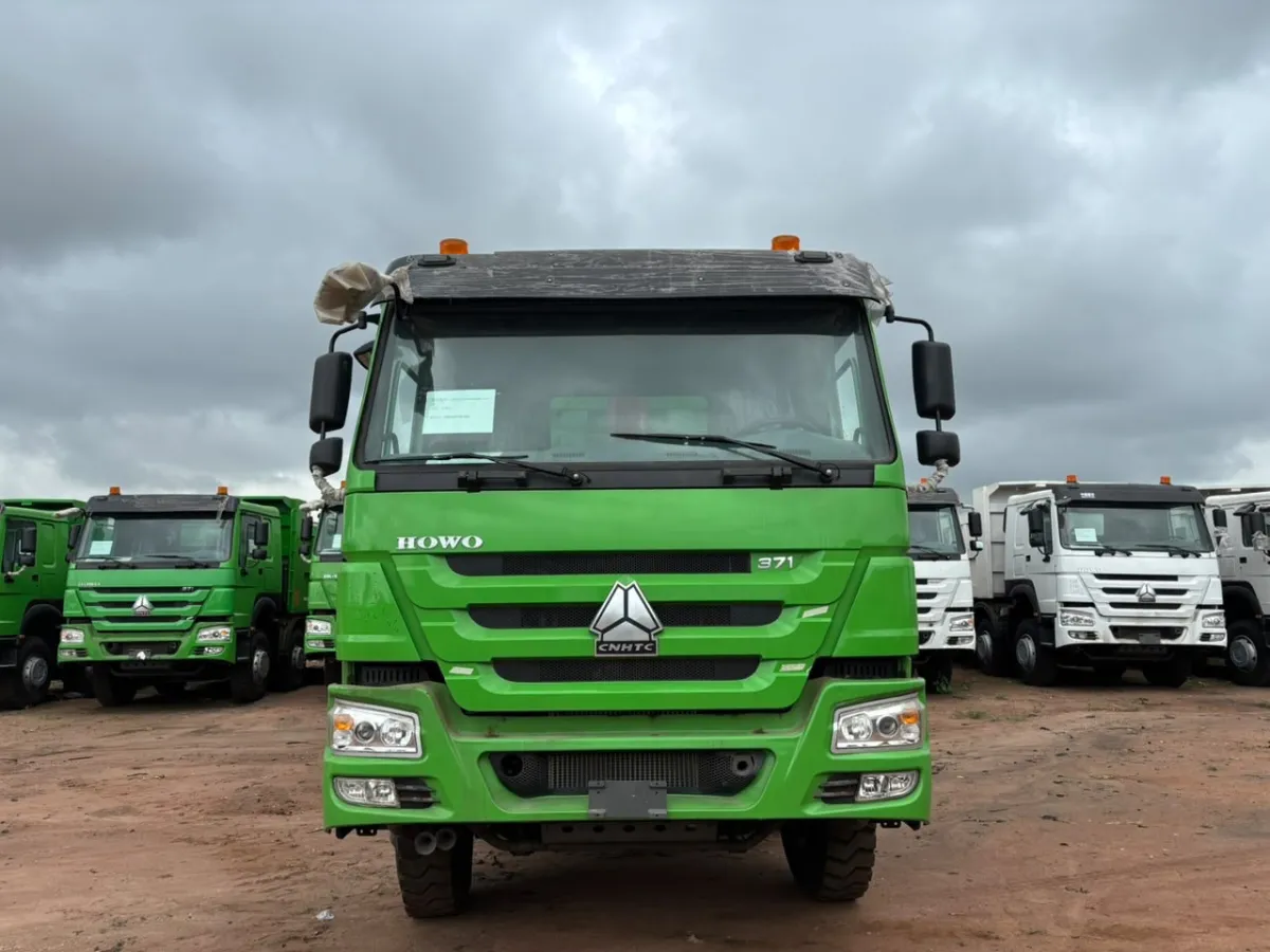Howo dump trucks - Image 1