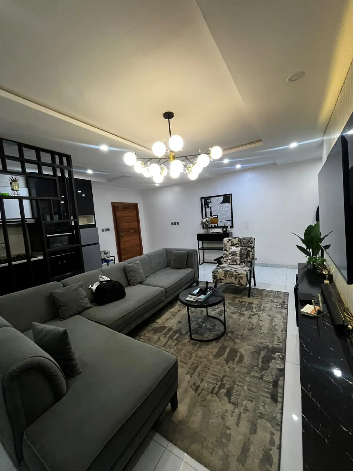 2bedroom apartment for sale ikate - Image 1