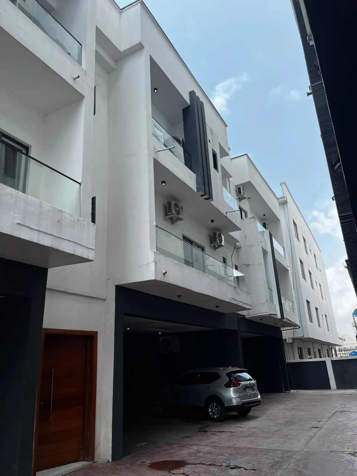 2bedroom apartment for sale ikate - Image 3